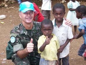 Capitão que serviu no Haiti fala de suas batalhas espirituais