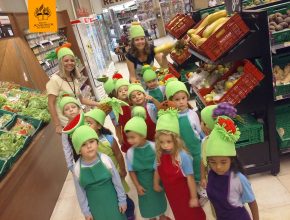 Em Pelotas, crianças aprendem sobre escolha de alimentos saudáveis em ida ao supermercado