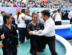 Reunião histórica na Venezuela termina com 4.012 novos adventistas