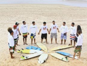 Praia de Salvador é cenário de ação do Impacto Esperança