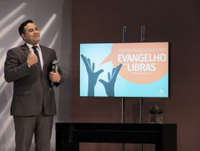 Primeiro pastor adventista surdo do Brasil conta desafios e realizações do ministério