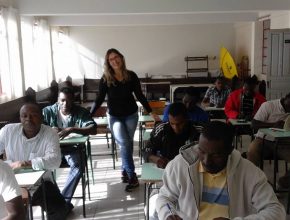 Adventista leciona português para imigrantes haitianos em SC