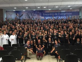 300 evangelistas voluntários do centro sul SC são capacitados