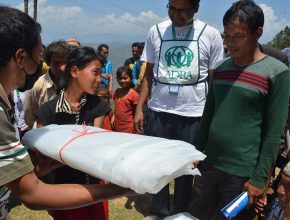 Igreja reconstrói templos em Nepal destruídos por terremoto