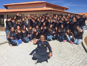 2ª Turma do Calebe Escola forma 40 alunos