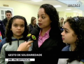 Meninas fazem doação coletiva de cabelos no Outubro Rosa - PR Acontece