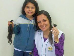 Em Viamão, estudantes e professores doam cabelos para Instituto do Câncer Infantil