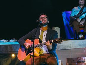 Pedro Valença lança primeiro álbum solo no Unasp, campus Engenheiro Coelho