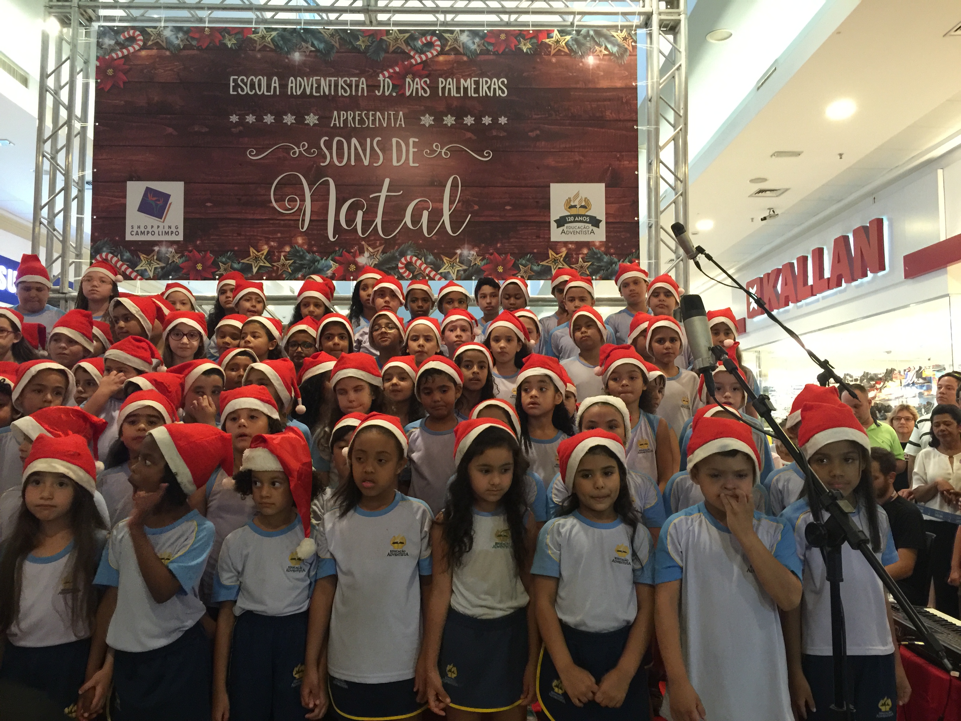 Coral infantil inicia apresentações natalinas em Shopping - Notícias  Adventistas