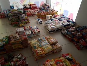 Donativos arrecadados pela Escola Adventista de Palmas deve compor um montante de 5,5 toneladas com doações vindas de Tocantins e Distrito Federal. (foto: EA Palmas)