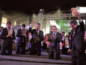 Liderança da Paulista Sudoeste na campanha de 300 mil livros missionários para 2017
