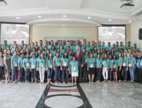 Treinamento motiva e capacita funcionários da Educação no sul do Rio