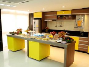O Centro de Influência conta com salas de atendimento, cozinha para aulas culinárias, um “Espaço Novo Tempo” e auditório central.