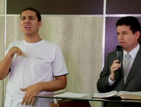 Igreja Adventista trata inclusão para Surdos como prioridade