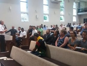 Evangelistas voluntários do centro do RS recebem treinamento
