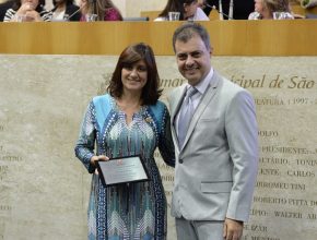 Líder do Ministério da Mulher recebe homenagem na Câmara Municipal de São Paulo