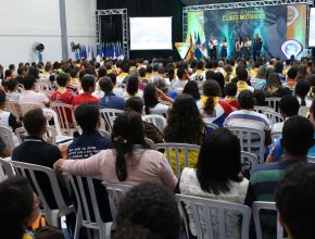 Líderes de 167 clubes participam de treinamento anual em Florianópolis