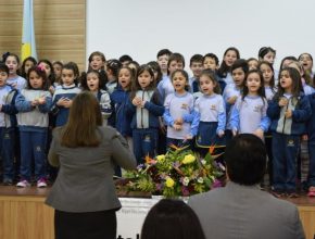 Coral da Escola Adventista participa de inauguração da UTI pediátrica em Rio Grande