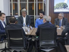 Doria conhece a Igreja Adventista em encontro com líderes da denominação