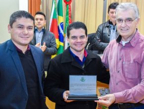 Escola Adventista de Santo Ângelo recebe homenagem da Câmara Municipal de Vereadores