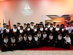 30 adventistas se formam em curso de extensão teológica promovido pela AC