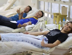 Doação de sangue marca início da Semana de Oração Jovem em Ceilândia Norte