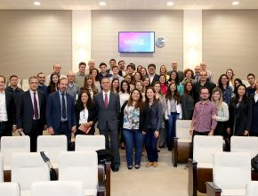 Clínica Adventista realiza encontro com médicos no Sul do Brasil