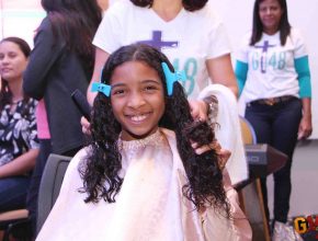 Adolescentes doam 90 mechas de cabelo em celebração do G148 Teen