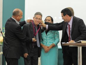 Pastor Robson Laercio se despede numa linda cerimônia