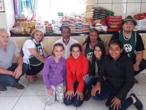 Interessados pela Igreja Adventista realizam Mutirão de Natal em Rio Rufino