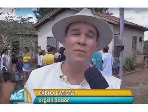 Voluntários adventistas entregam cestas básicas em bairro carente de Corumbá