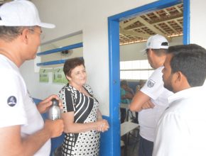 Prefeita recebe voluntários adventistas no município de Piranhas