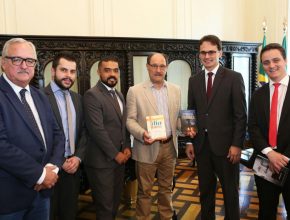 Governador do Rio Grande do Sul recebe visita de líderes da Igreja Adventista