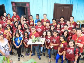 Trabalho social dos Calebes estimula frutos nas comunidades do Paraná