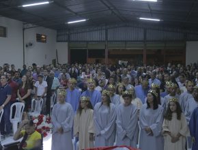 62 pessoas são batizadas em evangelismo no interior de MG