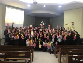 Projeto Mel capacita e desafia mulheres a testemunharem de Jesus