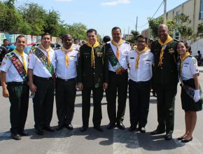 No dia da independência, desbravadores e aventureiros marcam presença no Desfile Cívico