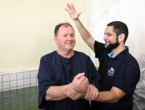 Voluntários do projeto Um Ano em Missão celebram batismos em Porto Alegre