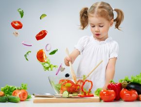 A prevenção do câncer de mama começa na infância