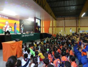 Acampamento reúne centenas de crianças na Grande BH