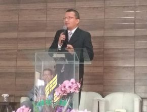 Pastor peruano conta como exerce o ministério no interior de MG