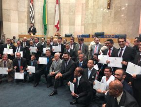 Câmara Municipal de São Paulo homenageia líderes da Paulista Leste