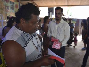 Igreja Adventista doa quatro toneladas de alimentos a tribo indígena
