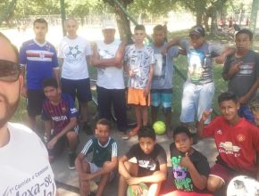 Escolinha de futebol apresenta ensinamentos bíblicos a adolescentes no Rio Grande do Sul