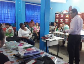 Livro missionário será usado em escolas municipais no interior do Amazonas