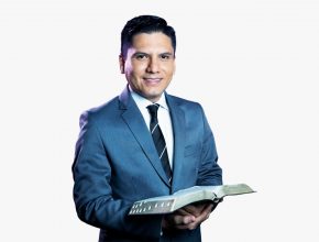 Pastor Joel Flores Vidarte é novo apresentador do Está Escrito