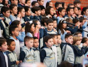 Escola adventista promove evento em homenagem a avós de alunos