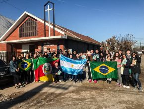 Estudantes de Gravataí e Esteio realizam trabalho voluntário na Argentina