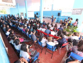 Quebrando o Silêncio realiza ações de combate à violência contra menores em Escola Municipal