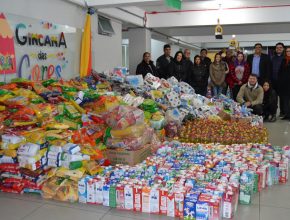 Alunos de Escola Adventista arrecadam três toneladas de alimentos